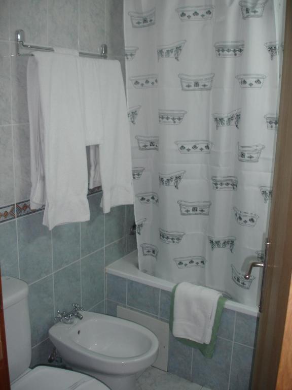 Guest house Pensao Residencial Roma 2*